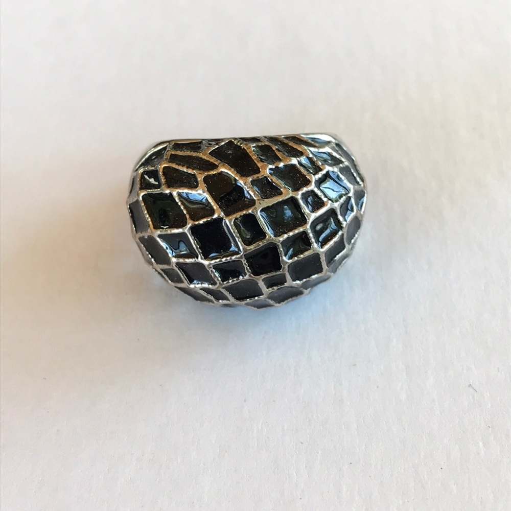 Costume ring